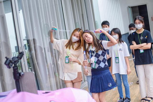/images/youth-ceo-camp-15.jpg